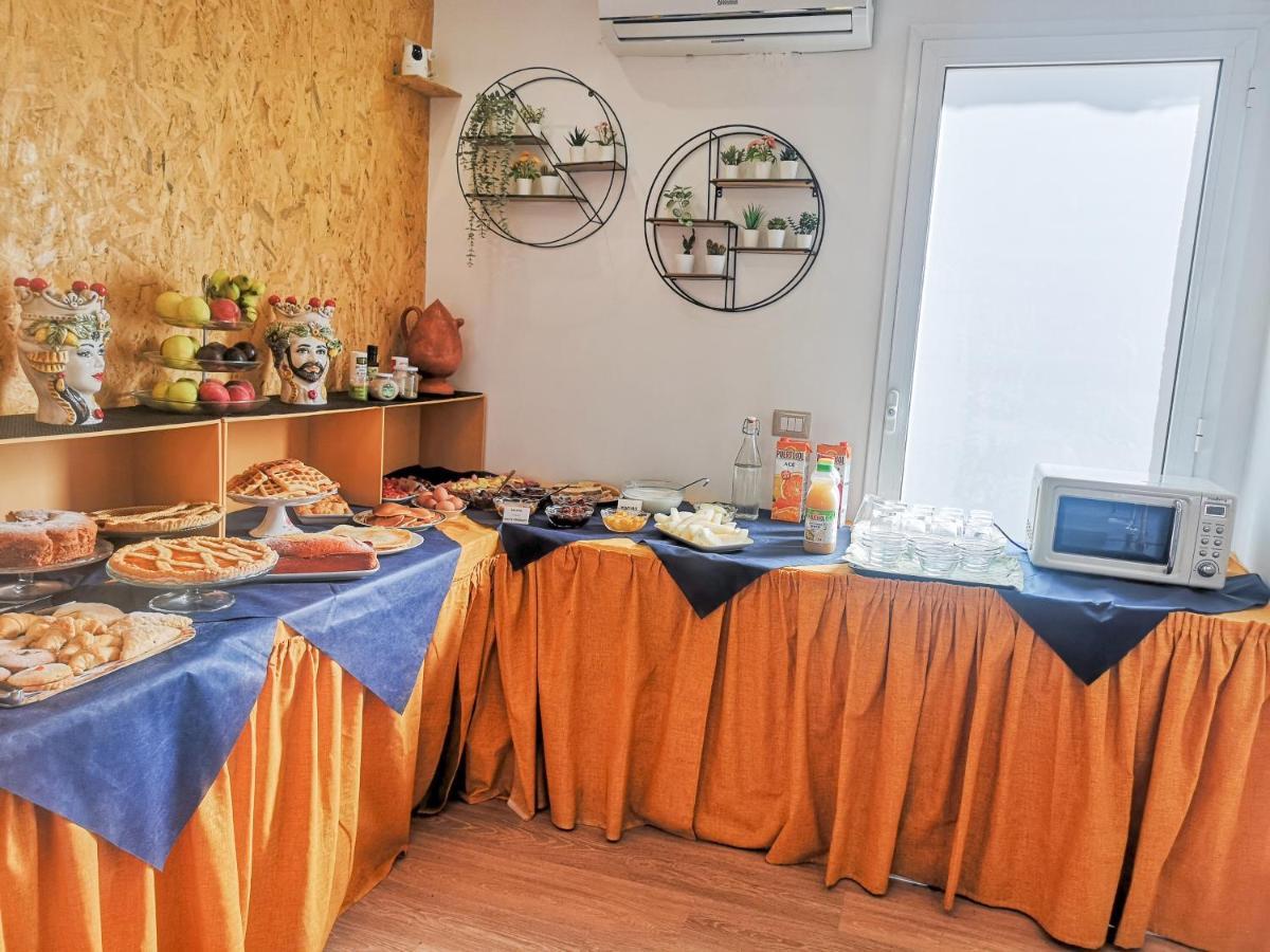 Sicily In Love 2 - Rooms & Breakfast ตาออร์มินา ภายนอก รูปภาพ