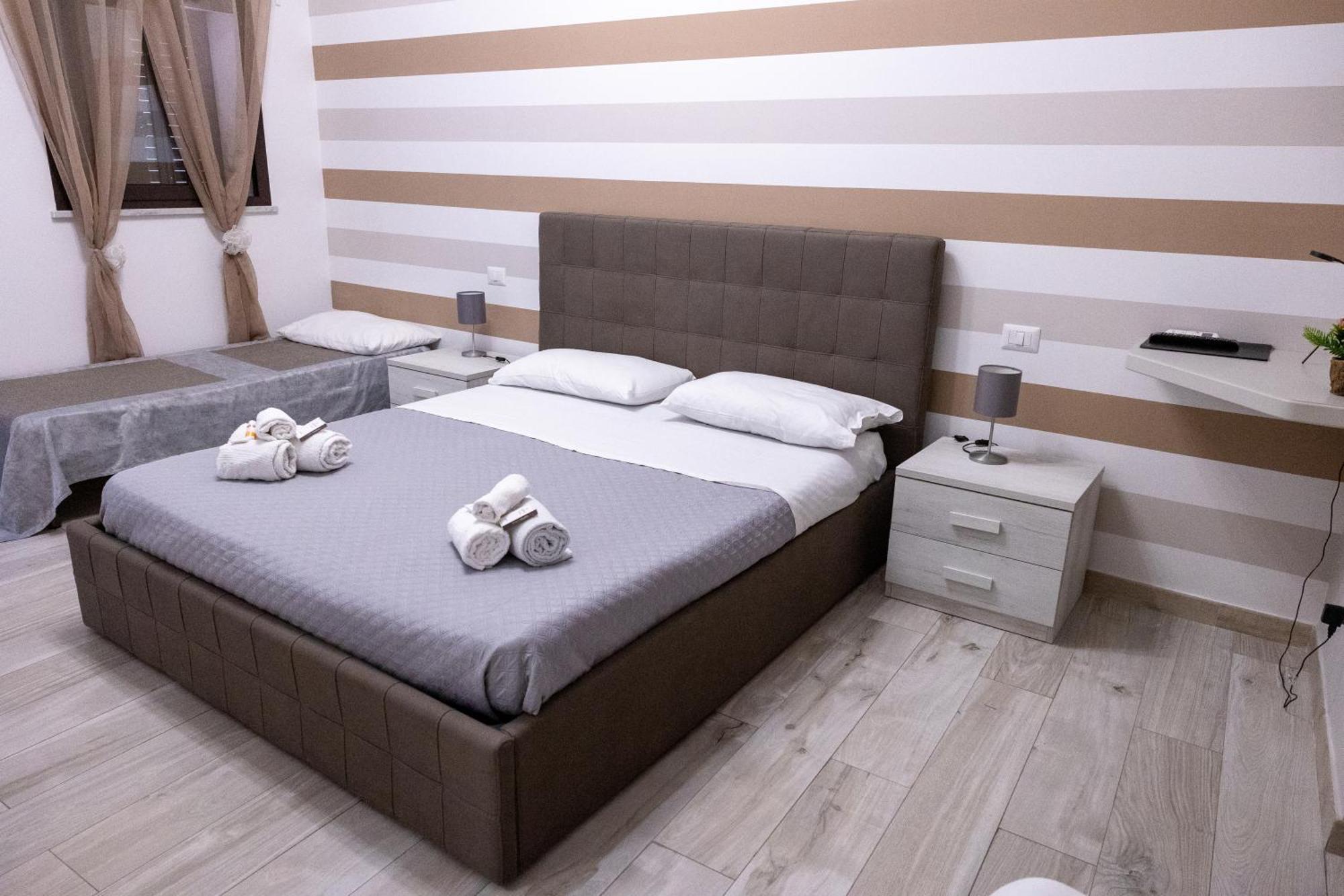 Sicily In Love 2 - Rooms & Breakfast ตาออร์มินา ภายนอก รูปภาพ