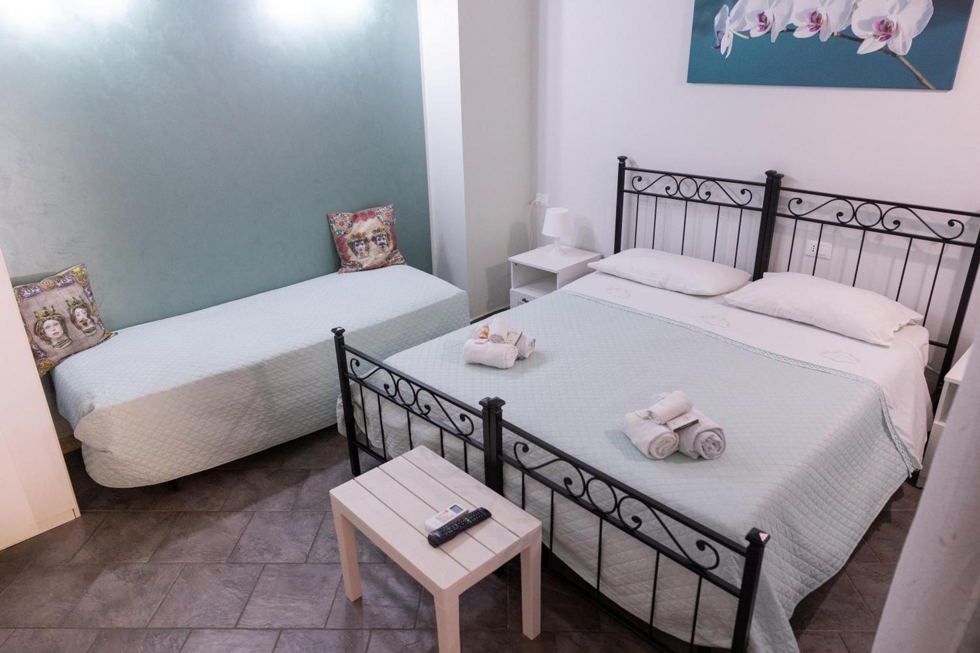 Sicily In Love 2 - Rooms & Breakfast ตาออร์มินา ภายนอก รูปภาพ