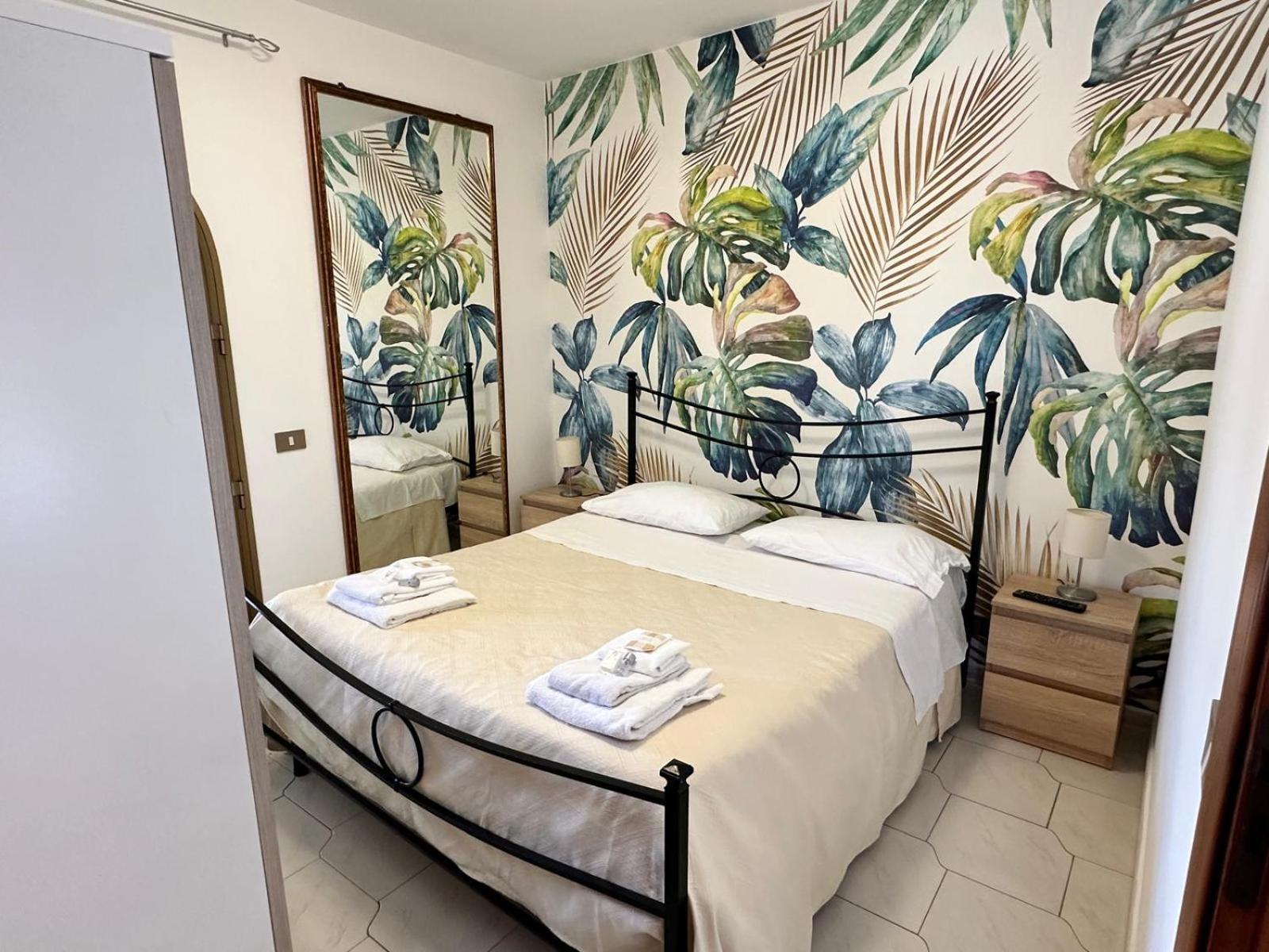 Sicily In Love 2 - Rooms & Breakfast ตาออร์มินา ภายนอก รูปภาพ