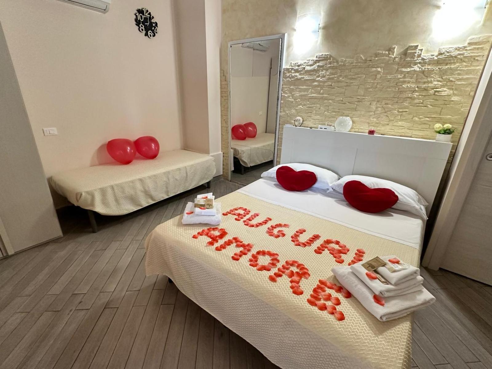 Sicily In Love 2 - Rooms & Breakfast ตาออร์มินา ภายนอก รูปภาพ