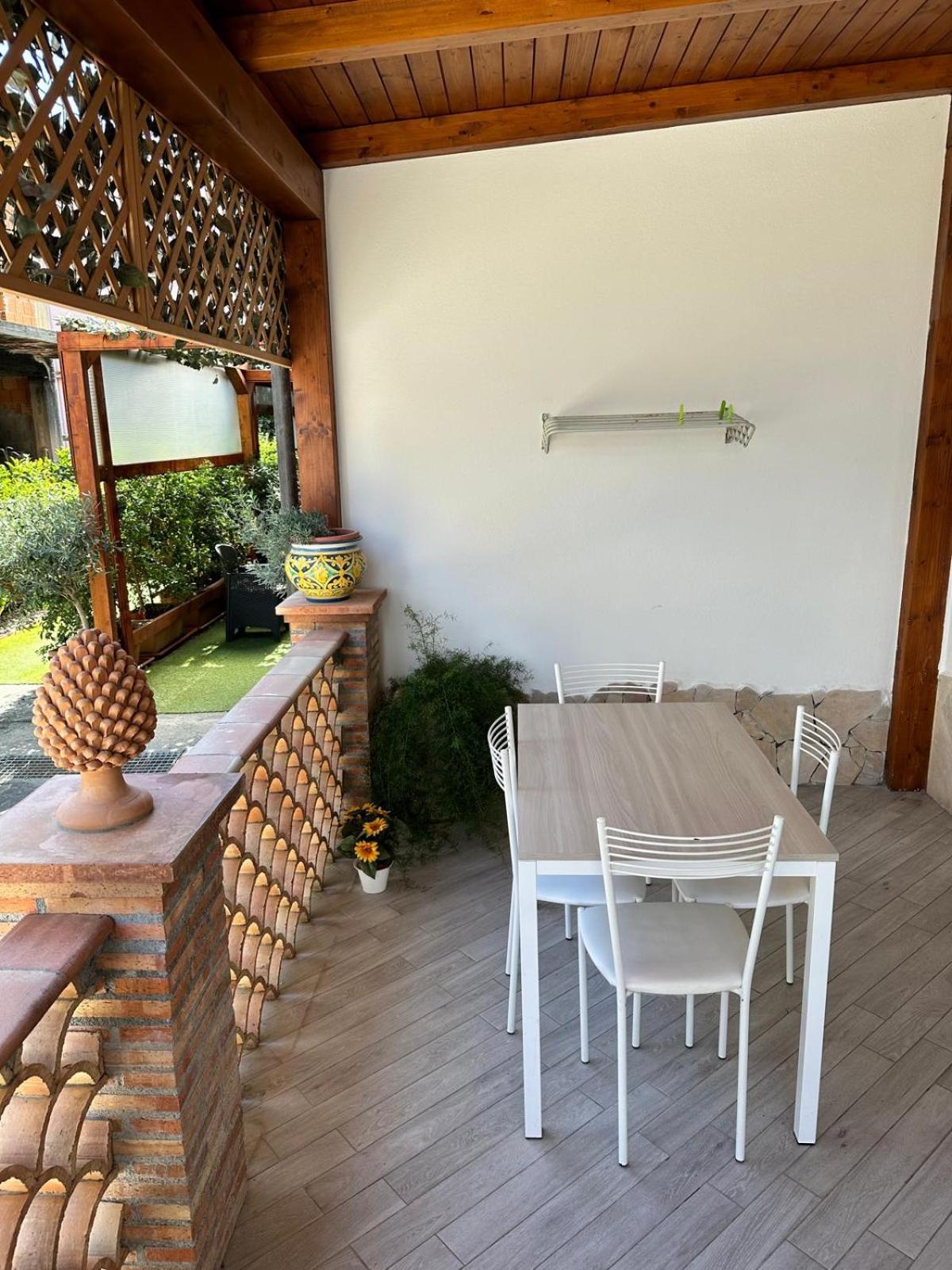 Sicily In Love 2 - Rooms & Breakfast ตาออร์มินา ภายนอก รูปภาพ